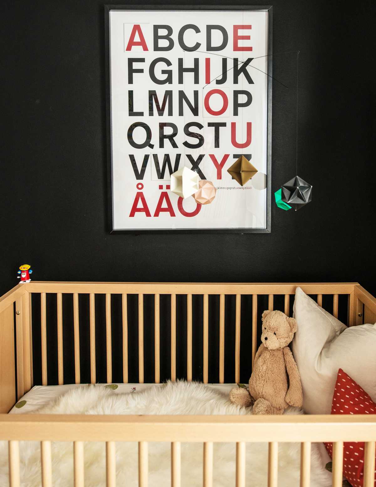 Crib Area Details